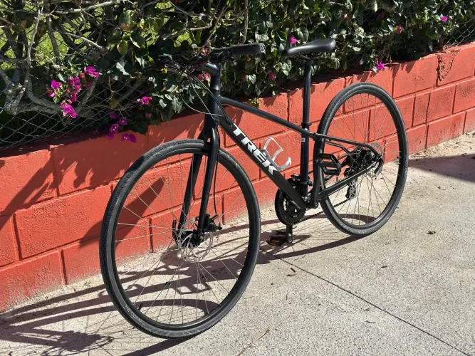 Bicicleta TREK (tamanho P)