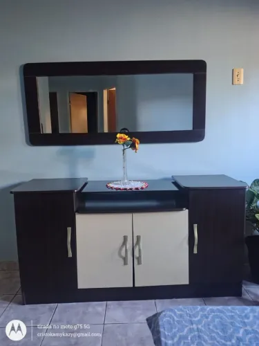 Móvel com espelho para sala de jantar com