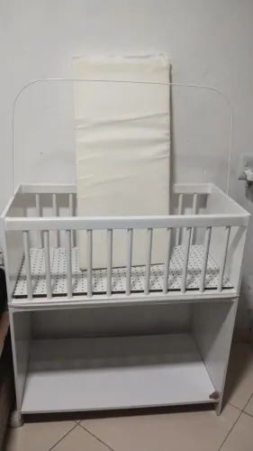 Mini berço com colchão e suporte mosqueteiro entrega desmontado