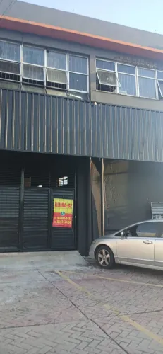 Galpao avenida Brasil compensa alugo 400 metros