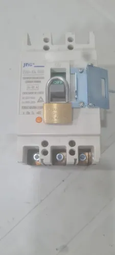 Disjuntor caixa moldada 63A