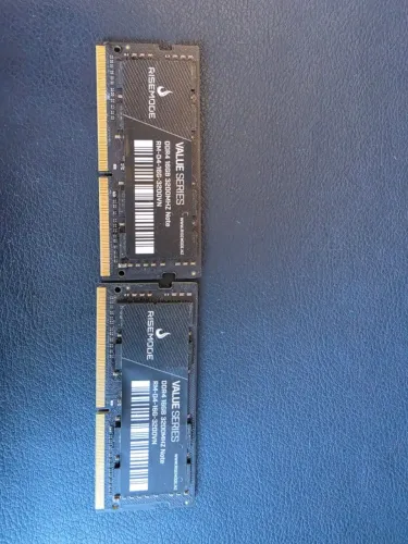 Vendo kit de memória RAM DDR4 para notebook.