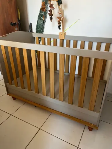 Berço usado