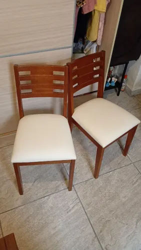 Cama de solteiro com bau e colchão semi novo 