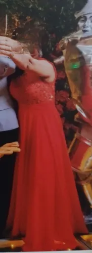 Vestido social, de festa.