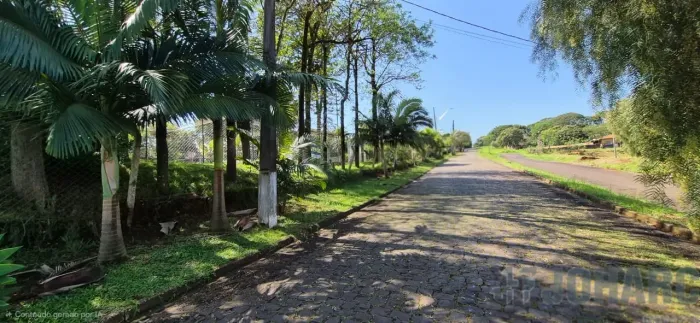 Chácara com 2 quartos à venda por R$ 750000.00, 300.00 m2 - NUCLEO HABITACIONAL AFONSO ALV
