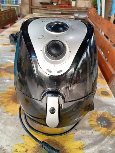 Fritadeira Elétrica Air Fryer Ultra - Semi Nova
