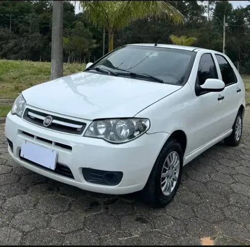 Fiat Palio 1.0 Economy Fire Flex 8V 4P 2014