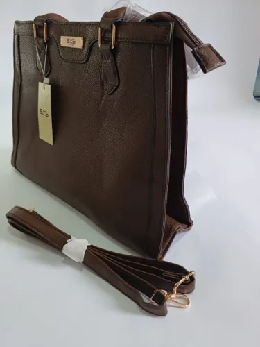 Bolsa Feminina com Alça Transversal e Ajustável
