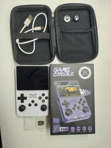 Console portátil R36S