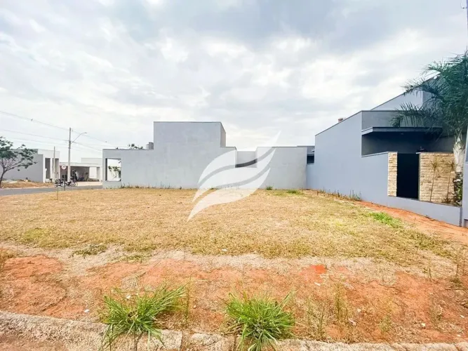 Condomínio Vila Madalena 1 - Lote 232 m² à venda no Condomínio Vila Madalena em Araçatuba