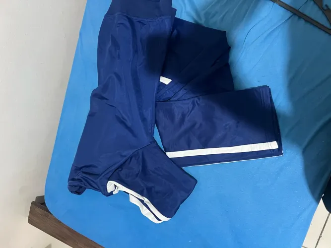 conjunto azul marinho