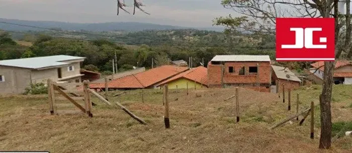 TERRENO 180 M²