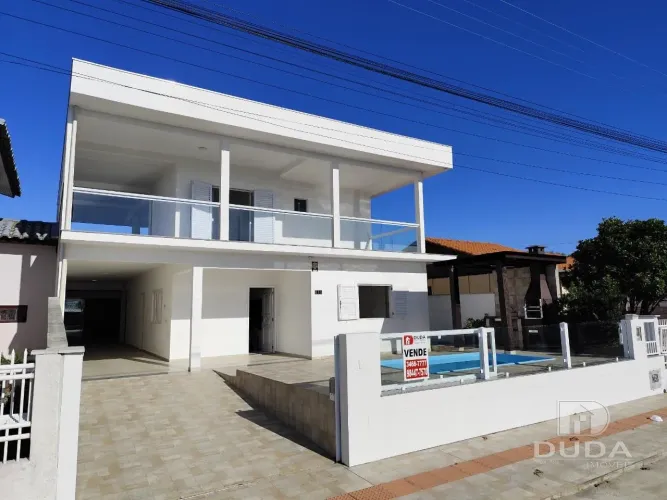 Excelente casa no Balneário Rincão, SC.