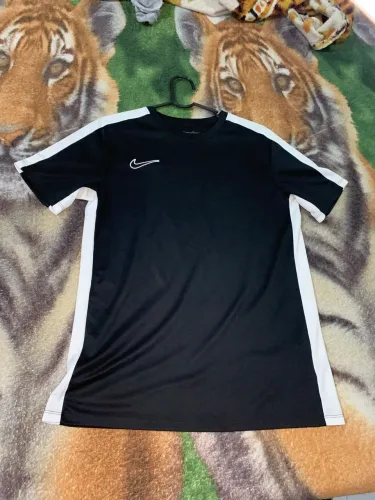 Camisa Nike dri-fit academy 23