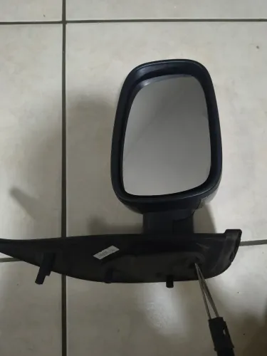 Retrovisor direito do uno Vivace