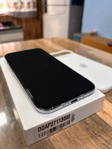iPhone 17 Air 256GB - Sky Blue - Troco por 17 pro max 