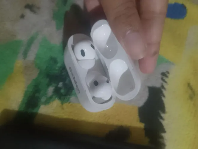 Vendo a14 esta funcionando perfeitamente ainda vai carregador e o fone de ouvido 