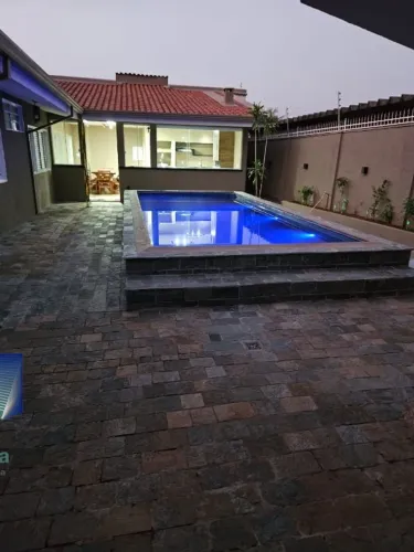 Casa Residencial com 3 quartos para alugar, 280m² - Parque Residencial Lagoinha