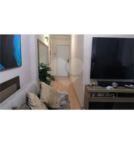 Apartamento à venda com 2 quartos, sendo 1 suíte, no condomínio Edificio Fouad Faiz Abboud