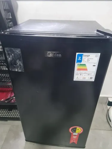 Frigobar Midea 93L