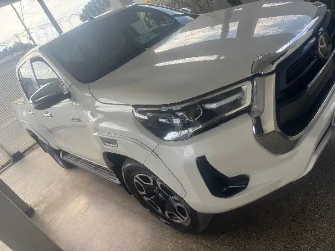 Toyota Hilux CD SRX 4X4 2.8 TDI 16V Diesel Aut. 2022