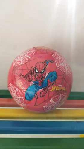 Bola do seu super herói favorito