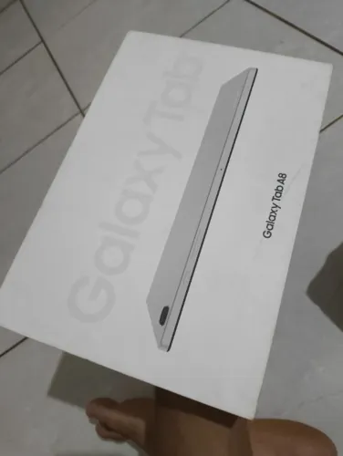 Tablet Samsung Galaxy Tab A8 10.5 Wifi 64 Gb Cinza + Acc / Versão Americano
