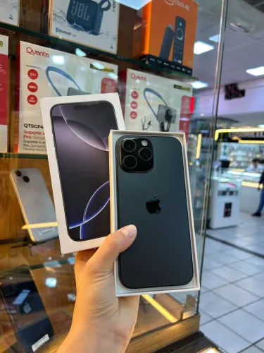 iPhone 16 Pro Max 256gb - Usado