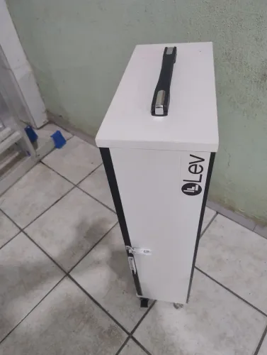  2 Mesas de manicures