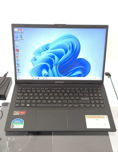 Notebook ASUS VivoBook 15 - AMD Ryzen 5-7520U - RAM 8GB - SSD 512GB - Tela "15.6 Slim