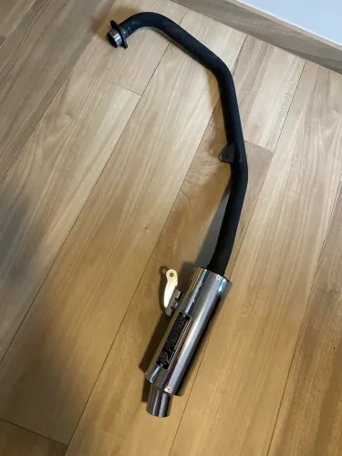 Vendo escapamento 200$