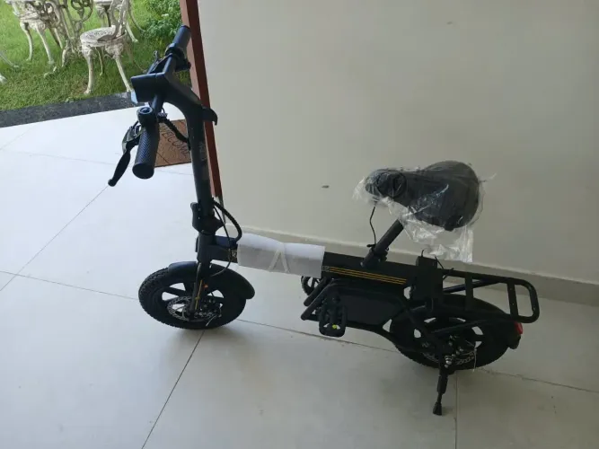 Bicicleta eletrica zero km nova com a caixa 