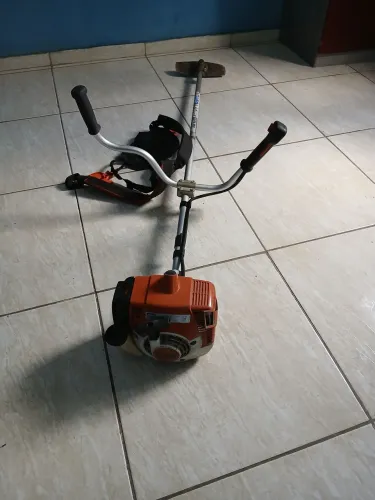 Roçadeira stil fs 120