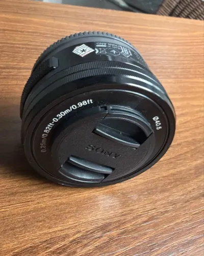 Lente Sony SELP1650 OSS Original - E-Mount - A6000/A6400/ZV-E10 somente 699,00