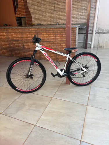 bicicleta absolute nero, aro 29 para trilha 