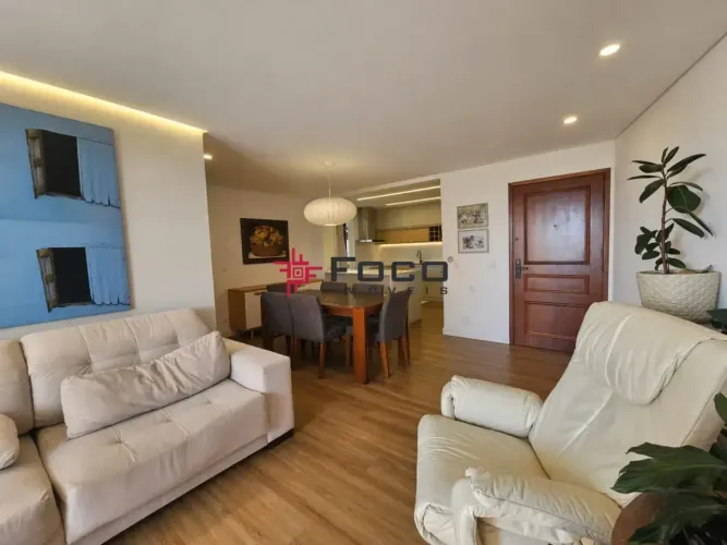 Apartamento com Cozinha Americana Planejada e Escritório Integrado