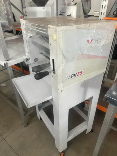 Modeladora de pão Venâncio