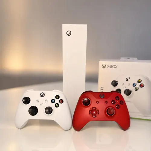 XBOX SERIES S + 2 CONTROLES