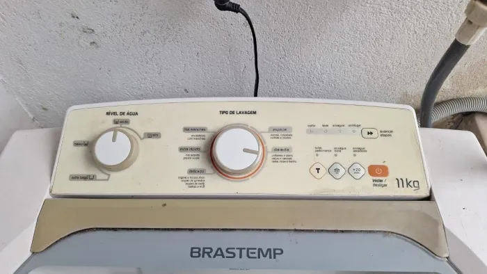 MÁQUINA BRASTEMP 11kg