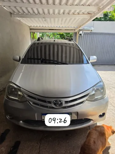 Toyota Etios XS Sedan 1.5 Flex 16V 4P Mec. 2013