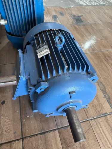 Motor elétrico Eberle 20 Cv 4p 380/660v .