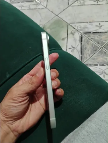 Vendo iPhone 15 normal