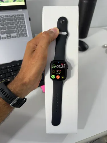 Apple Watch Series 8