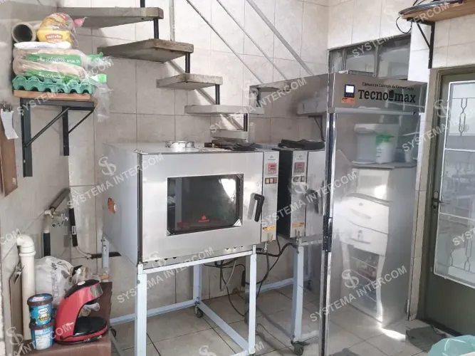 Casa de Laticínios e produtos mineiro de esquina na Zona Leste de SP