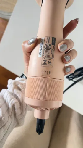Escova secadora bivolt