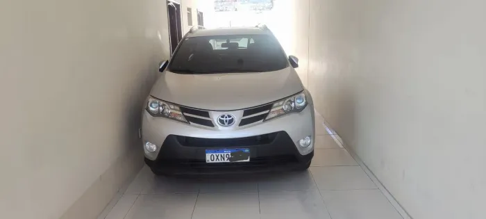Toyota RAV4 2.0 4X2 16V Aut. 2014