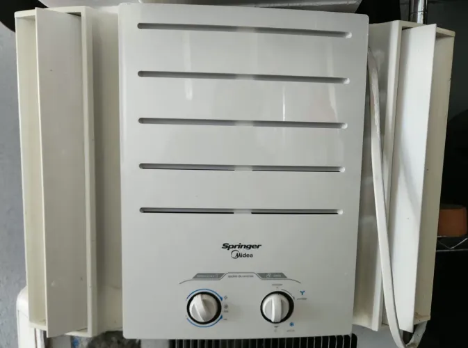 Ar condicionado de caixa springer 10.000 btus
