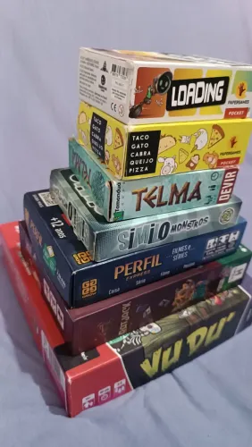 Coleção de JOGOS DE CARTAS E TABULEIRO, Sortidos e Avulsos!! PODE ENTRAR EM CONTATO!!