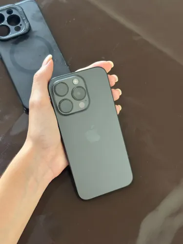 iPhone 15 Pro 128GB disponível!?